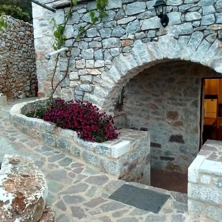 Find Your Peace In A Traditional Country House!! Láyia Dış mekan fotoğraf