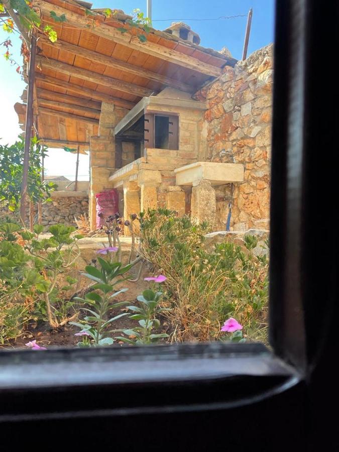 Find Your Peace In A Traditional Country House!! Láyia Dış mekan fotoğraf