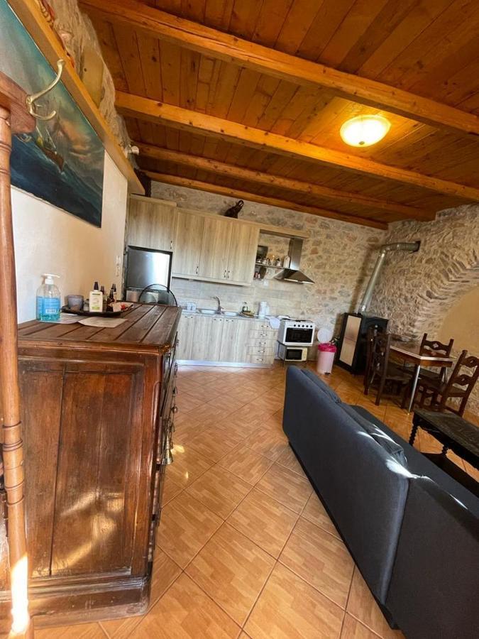 Find Your Peace In A Traditional Country House!! Láyia Dış mekan fotoğraf