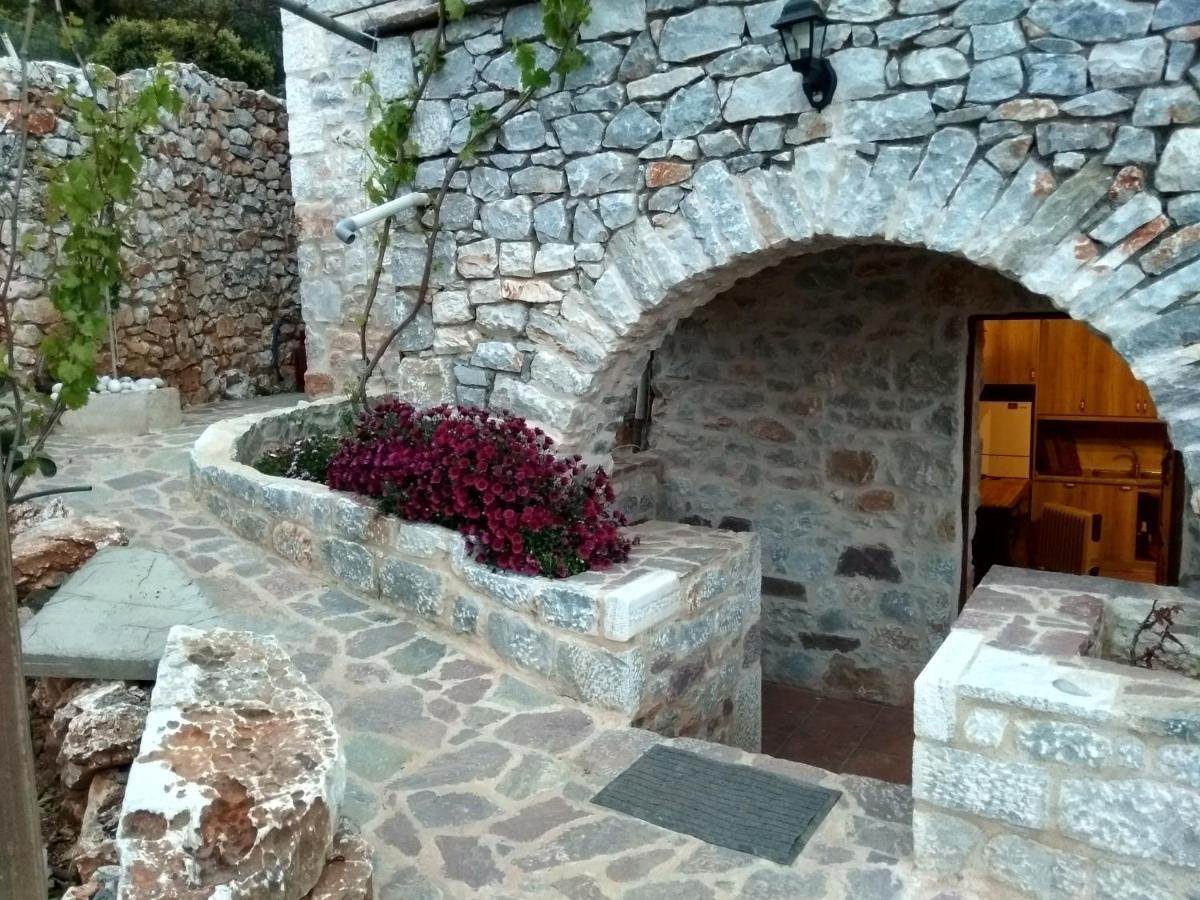 Find Your Peace In A Traditional Country House!! Láyia Dış mekan fotoğraf