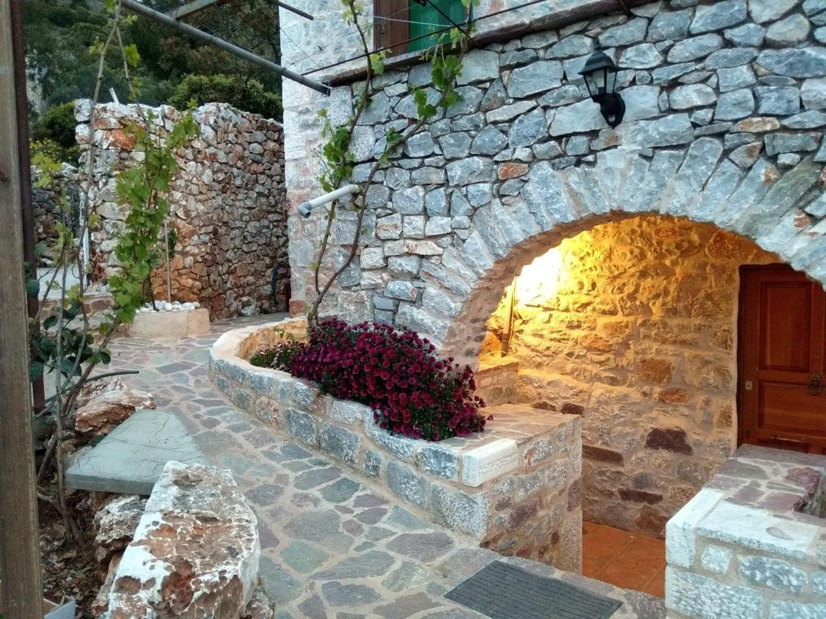 Find Your Peace In A Traditional Country House!! Láyia Dış mekan fotoğraf