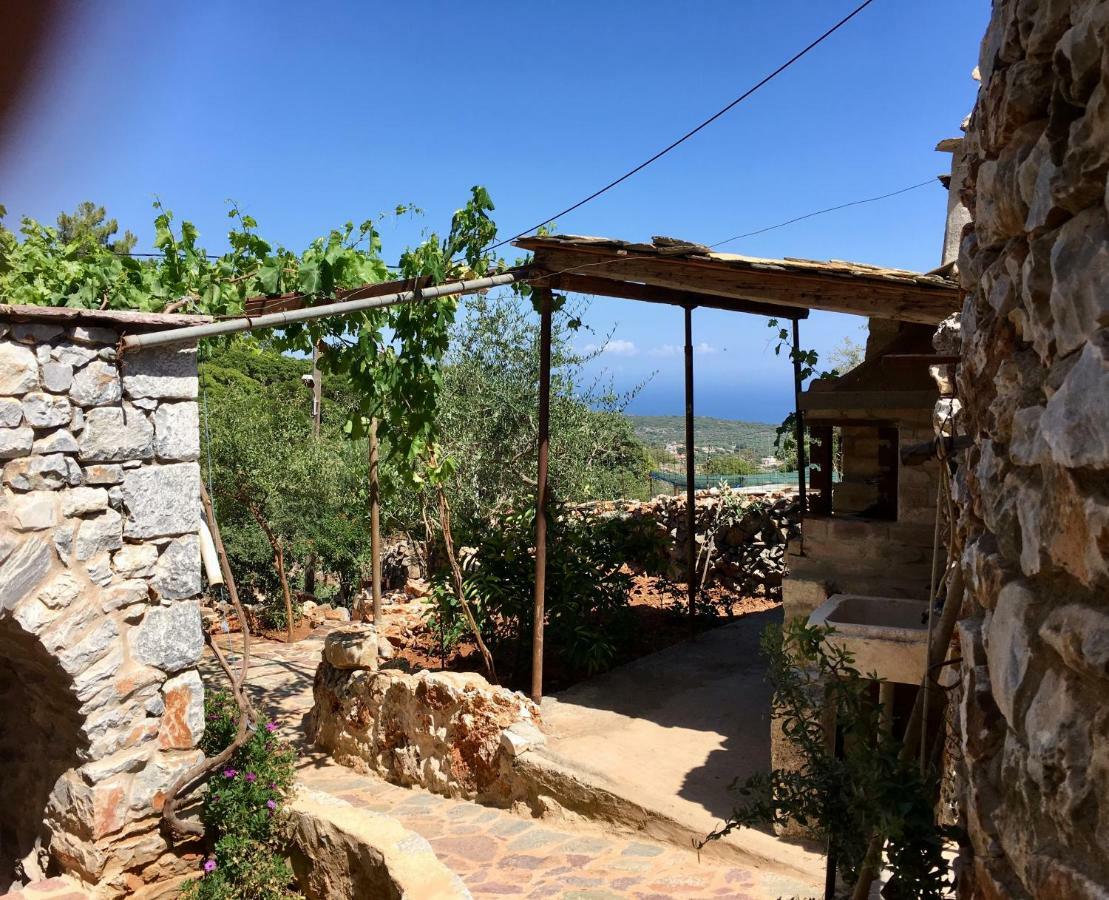 Find Your Peace In A Traditional Country House!! Láyia Dış mekan fotoğraf